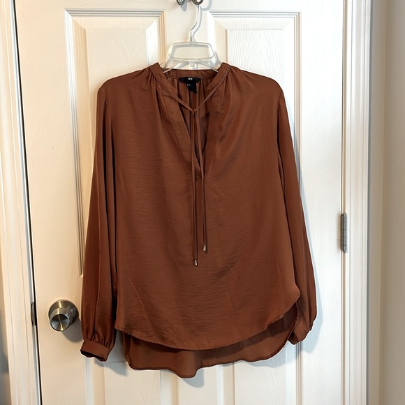 H&M Blouse - Picture 6 of 7